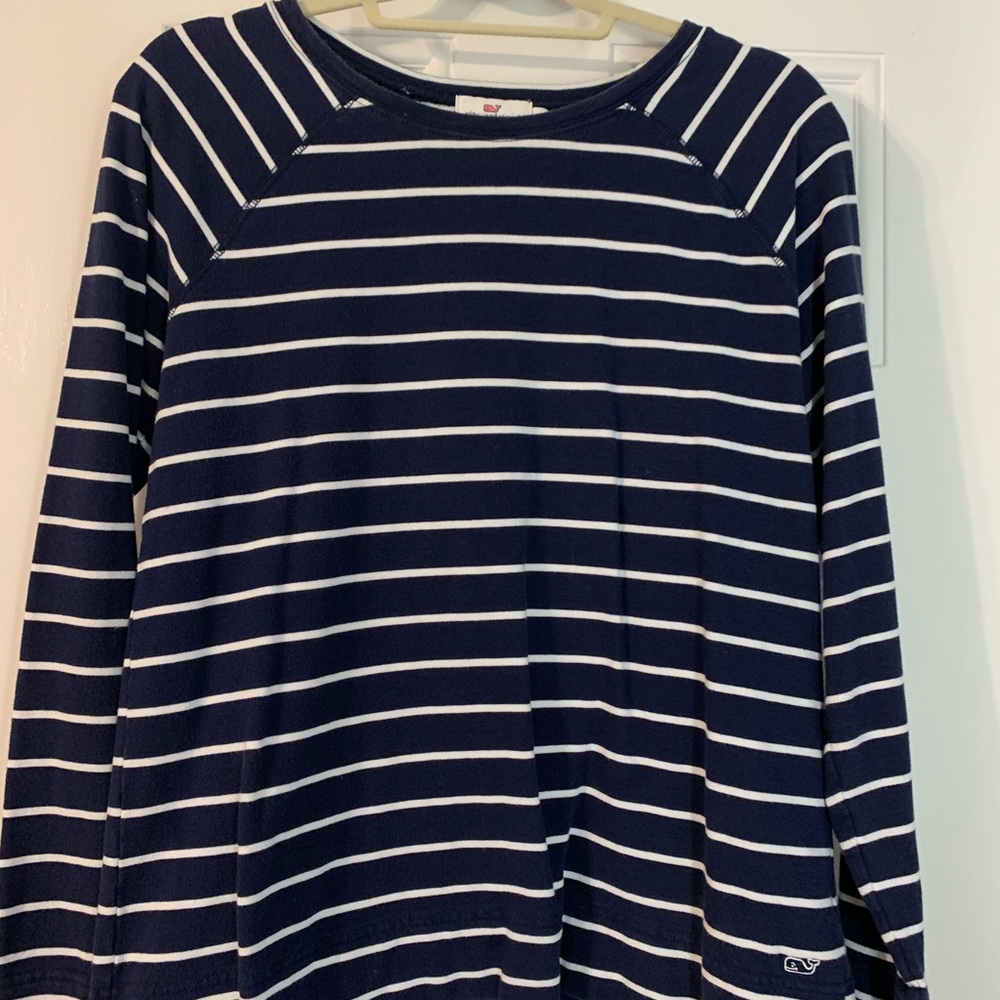 Vineyard Vines Women’s long sleeve top size M